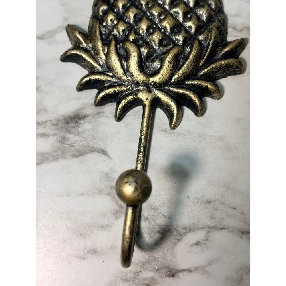 2~Cast Iron Pineapple Wall Hanging Hook, Coat, Hat, Towel Hanger Gold 8